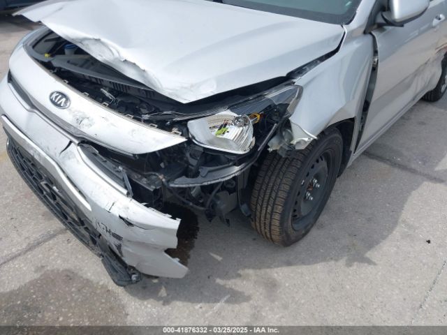 3KPA24AD1ME372886 KIA RIO LX