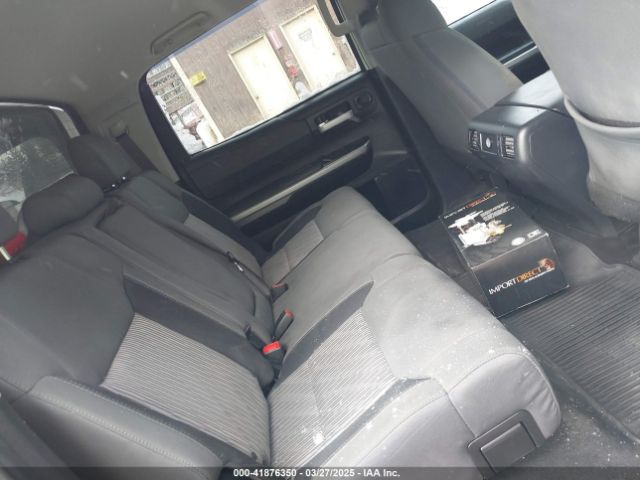 5TFDY5F12HX646120 Toyota Tundra Sr5 5.7l V8