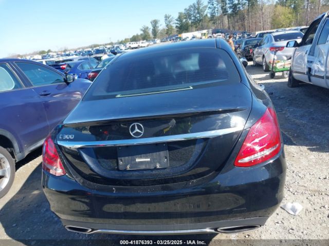 55SWF4JBXGU140972 Mercedes-Benz C 300 Luxury/sport