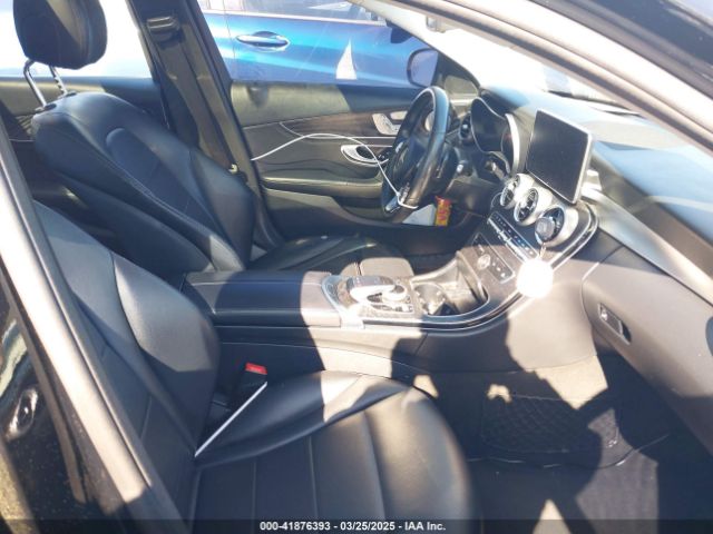 55SWF4JBXGU140972 Mercedes-Benz C 300 Luxury/sport