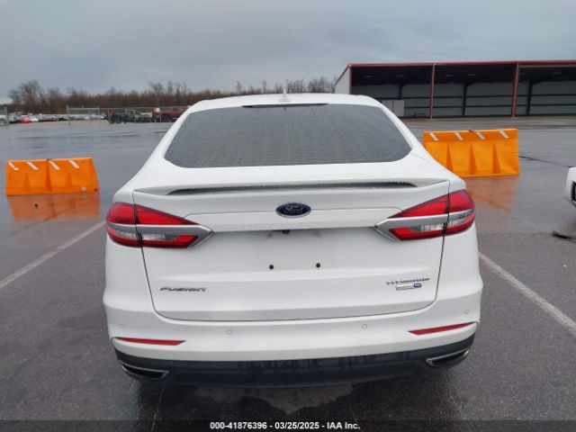 3FA6P0D93LR137071 Ford Fusion Titanium