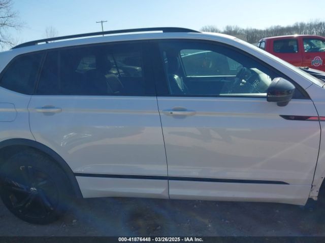 3VV8B7AX3RM052588 Volkswagen Tiguan 2.0t Se R-line Black