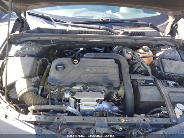 1G1ZD5ST4JF145033 Chevrolet MALIBU LT