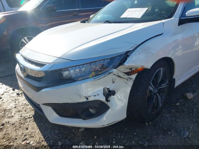 JHMFC1F95JX008955 Honda Civic Touring