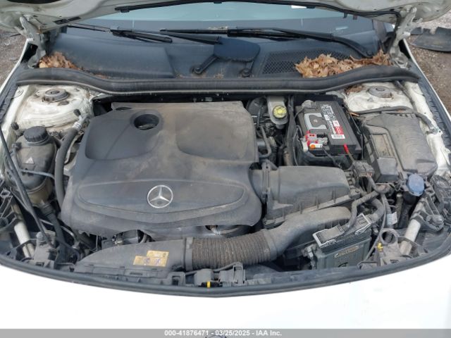 WDDSJ4EB6GN348976 Mercedes-Benz CLA 250