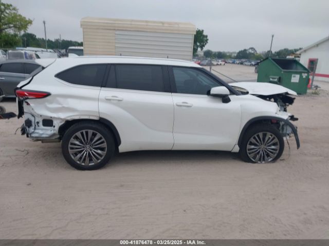 5TDFZRAH8MS078635 Toyota Highlander Platinum