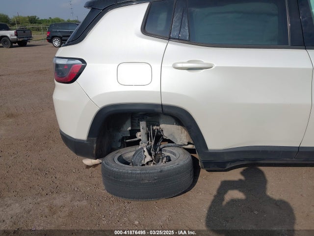 3C4NJDCB6KT829054 Jeep Compass High Altitude 4x4