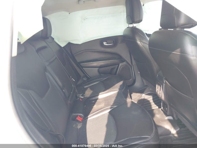 3C4NJDCB6KT829054 Jeep Compass High Altitude 4x4