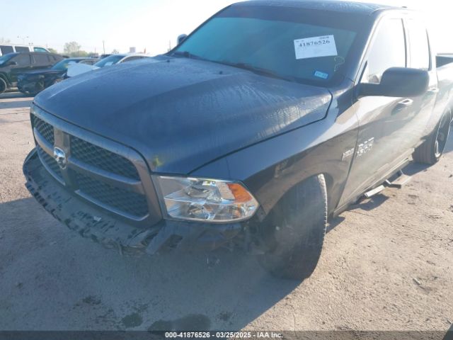 1C6RR7FT5JS198871 RAM 1500 Express  4x4 6'4 Box