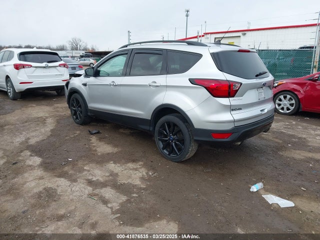 Ford ESCAPE SE 2019 1FMCU9GD7KUB29309 Image 3