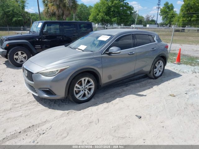 2018 INFINITI QX30 SJKCH5CPXJA003377 Photo 1