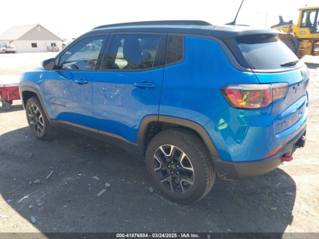 3C4NJDDB5KT683907 Jeep Compass Trailhawk 4x4