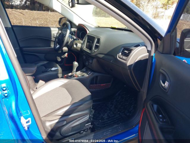 3C4NJDDB5KT683907 Jeep Compass Trailhawk 4x4