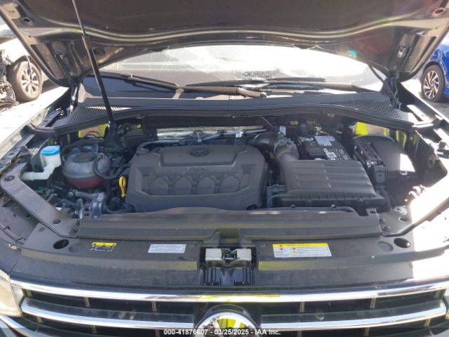 3VVTB7AX2RM230811 Volkswagen Tiguan 2.0t Wolfsburg Edition