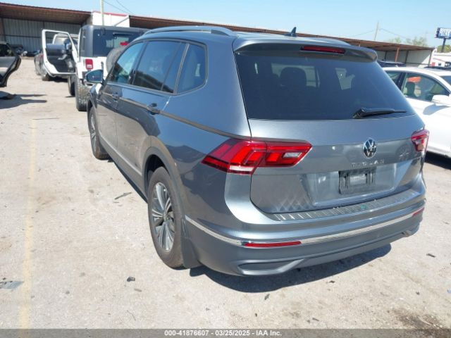 3VVTB7AX2RM230811 Volkswagen Tiguan 2.0t Wolfsburg Edition