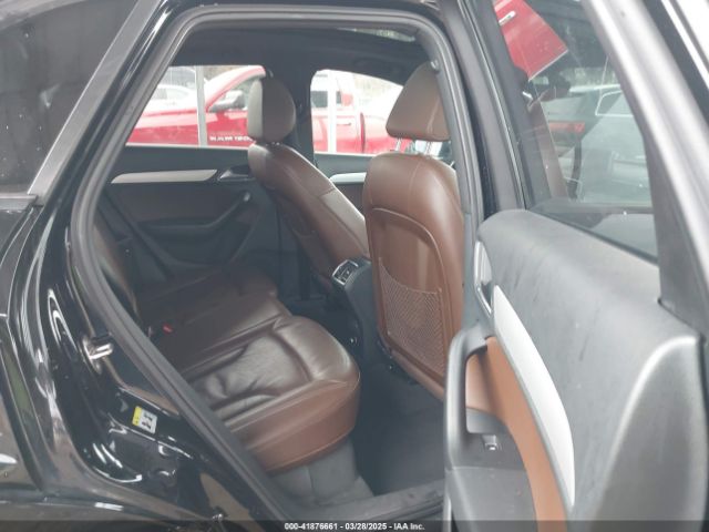WA1ECCFS4HR006201 Audi Q3 2.0t Premium