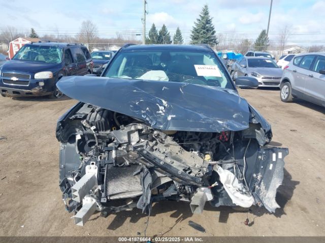 3C4NJDCB2JT283500 Jeep Compass Limited 4x4