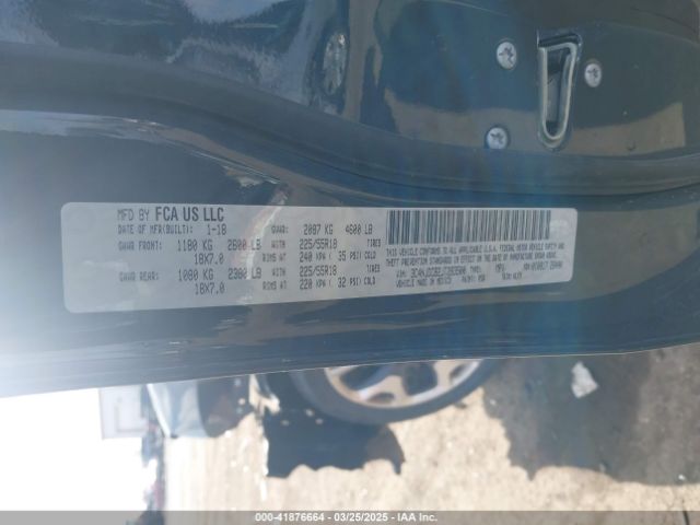 3C4NJDCB2JT283500 Jeep Compass Limited 4x4