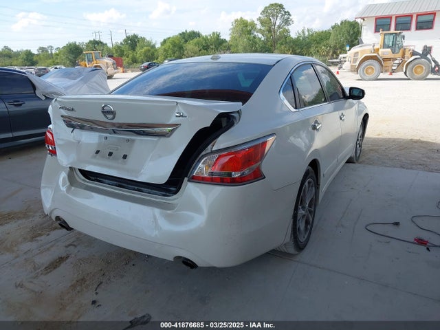 1N4AL3AP0FN339562 Nissan Altima 2.5 Sl