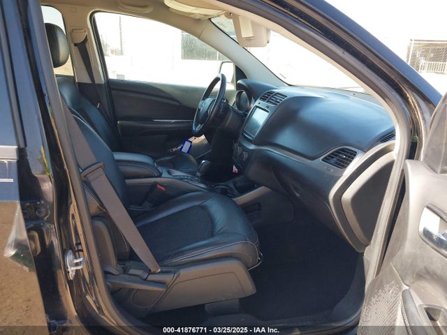 3C4PDDGG2HT595431 Dodge Journey Crossroad Plus Awd