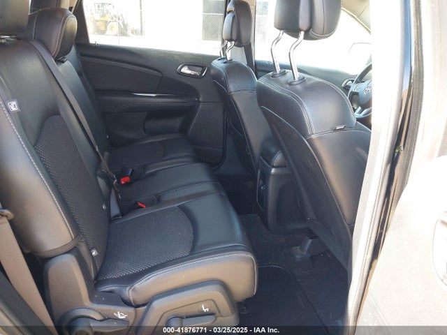 3C4PDDGG2HT595431 Dodge Journey Crossroad Plus Awd