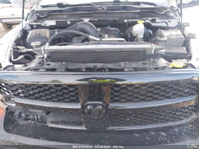 1C6RR7FT0JS232912 RAM 1500 Tradesman  4x4 6'4 Box