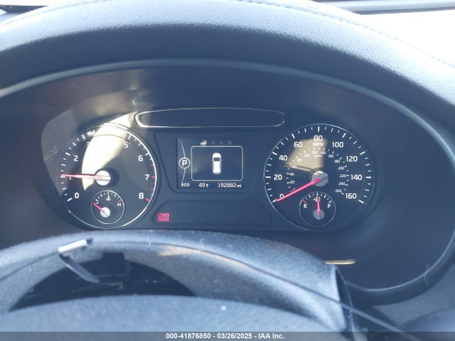 5XYPG4A58GG077375 KIA Sorento 3.3l Lx