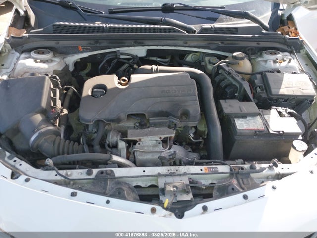 Chevrolet MALIBU LT 2018 1G1ZD5ST8JF250013 Image 10
