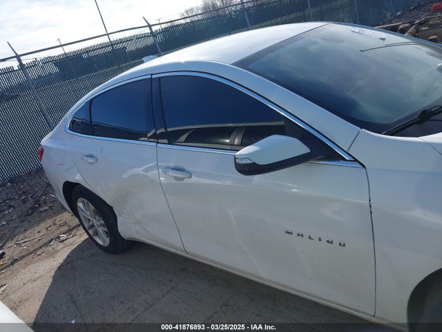 Chevrolet MALIBU LT 2018 1G1ZD5ST8JF250013 Image 13