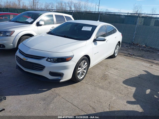 Chevrolet MALIBU LT 2018 1G1ZD5ST8JF250013 Image 2