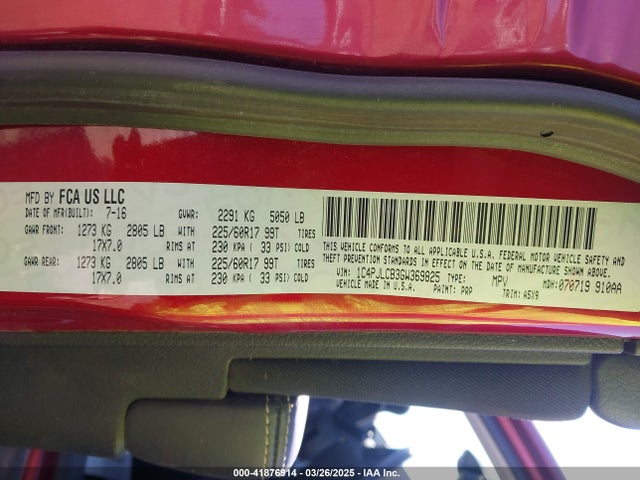 1C4PJLCB3GW369825 Jeep Cherokee Latitude
