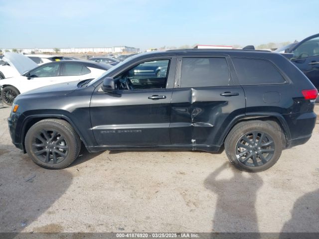 1C4RJEAG4JC311699 Jeep Grand Cherokee Altitude 4x2