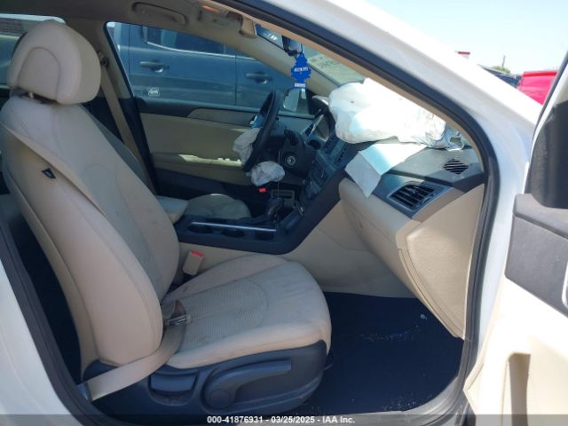 5NPE24AF2GH270130 Hyundai SONATA SE