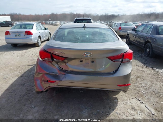 Hyundai ELANTRA SE 2015 5NPDH4AE4FH567240 Image 16