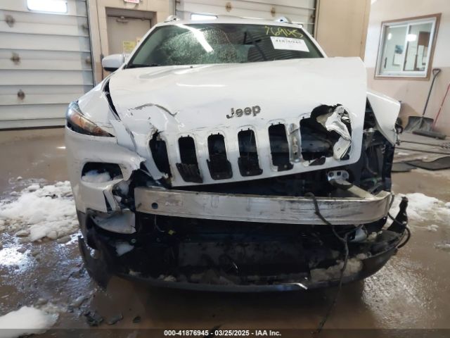 1C4PJMCB4FW733710 Jeep Cherokee Latitude