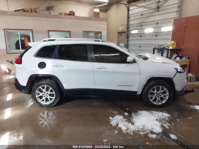 1C4PJMCB4FW733710 Jeep Cherokee Latitude