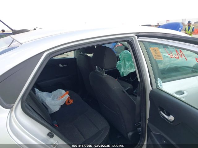 3KPA24AD5LE311944 KIA RIO S