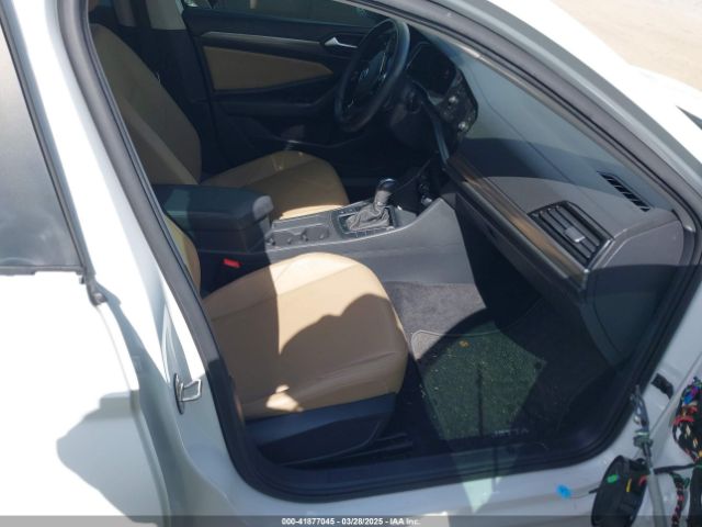 3VWE57BU2KM047544 Volkswagen Jetta 1.4t Sel