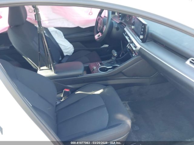 5XXG14J28PG199410 KIA K5 LXS