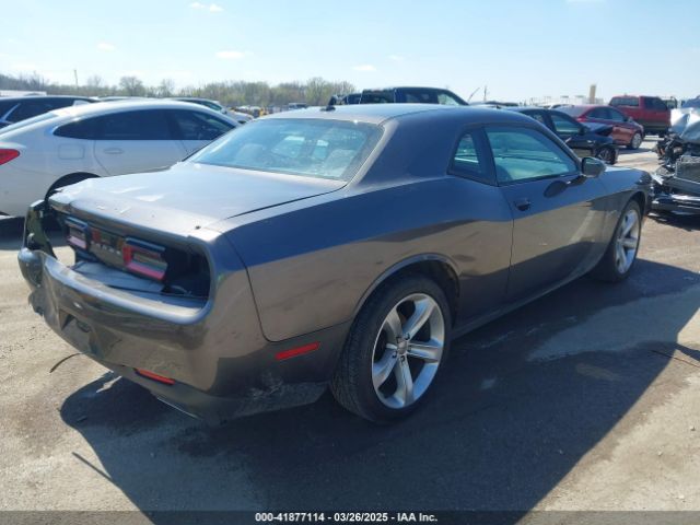 2C3CDZAT2FH823343 Dodge Challenger R/t