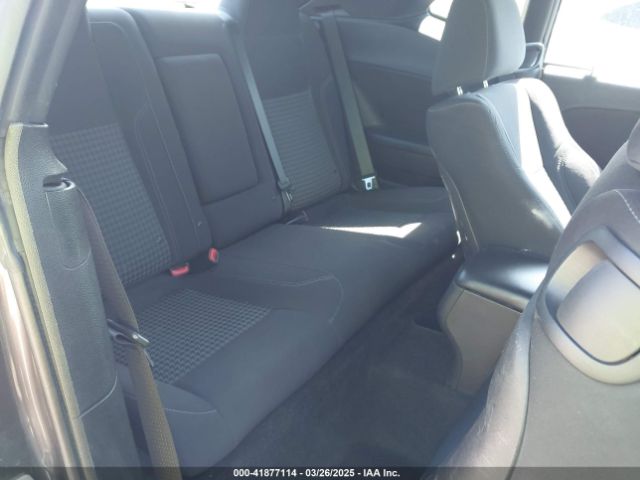 2C3CDZAT2FH823343 Dodge Challenger R/t