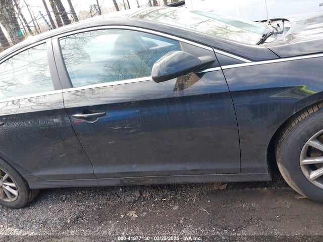 5NPE24AF0JH713253 Hyundai SONATA SE