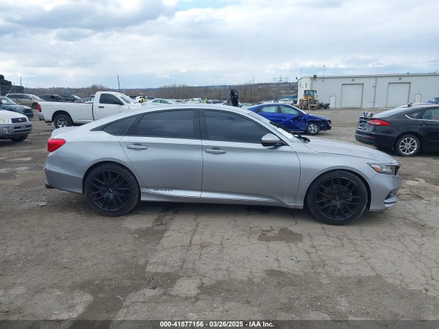 1HGCV1F33KA043302 Honda Accord Sport