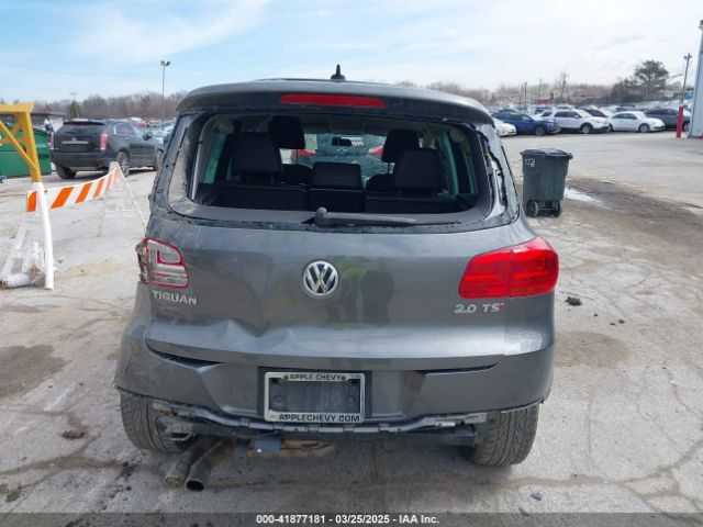 WVGAV3AX4EW564480 Volkswagen TIGUAN SE
