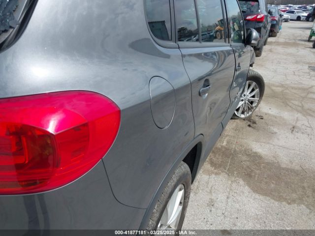 WVGAV3AX4EW564480 Volkswagen TIGUAN SE