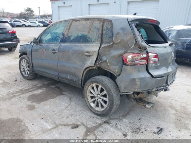 WVGAV3AX4EW564480 Volkswagen TIGUAN SE