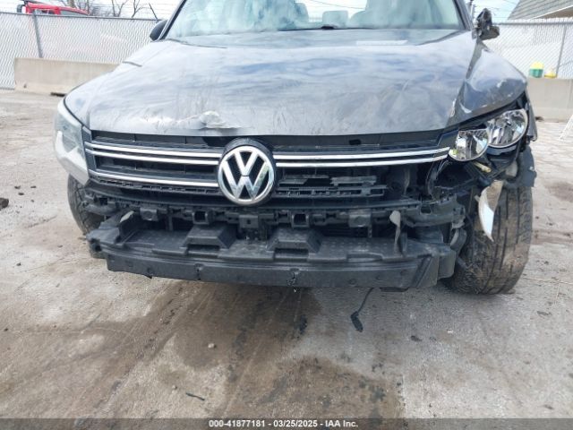 WVGAV3AX4EW564480 Volkswagen TIGUAN SE