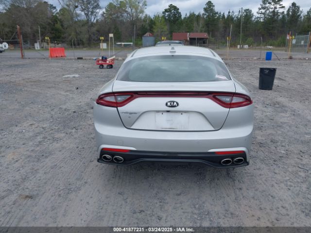 KNAE25LA5J6015316 KIA Stinger Premium