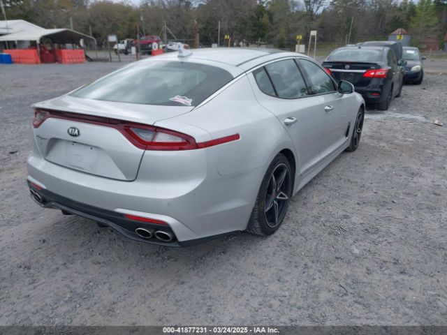 KNAE25LA5J6015316 KIA Stinger Premium