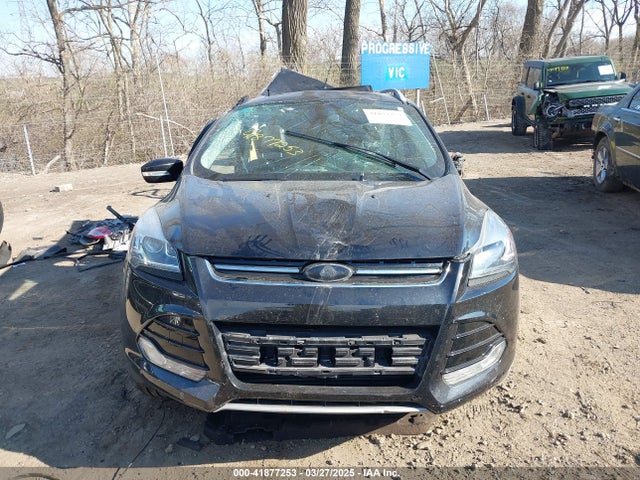 1FMCU0JXXEUD23447 Ford Escape Titanium